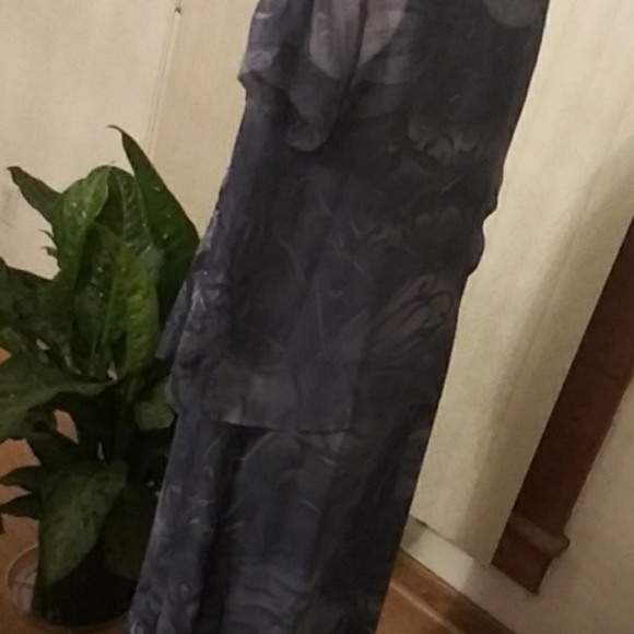 Dress - Picture 4 of 5